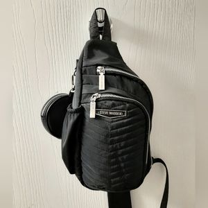 Steve Madden Sling bag